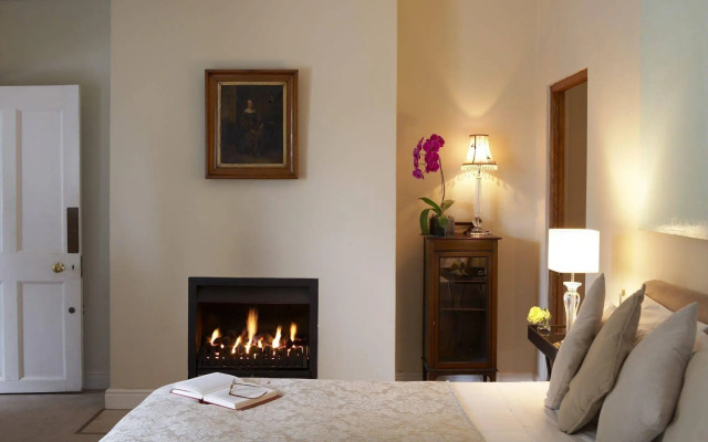 Hawksmoor House