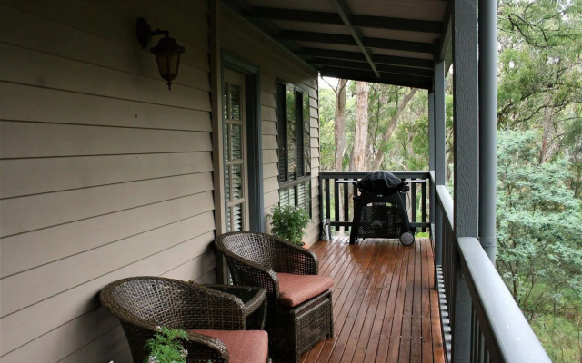 Tangenong Cottages