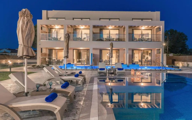 Mystique Luxury Suites & Maisonettes
