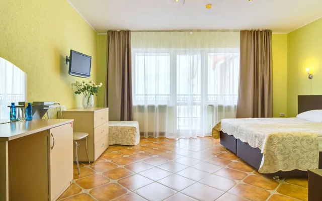Hotel Feeria