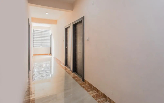 OYO 27654 Hotel Grand Valley