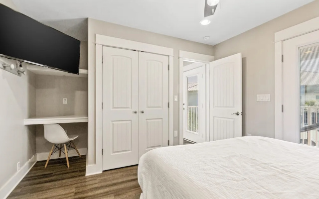 Easy Breezy by Southern Vacation Rentals