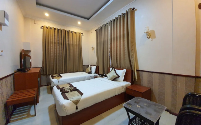 Shwe Pe Ti Hotel