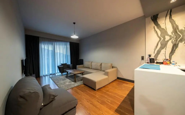 Superior, classy residence,7/24 Security,2 bedroom ( Benesta 71 )