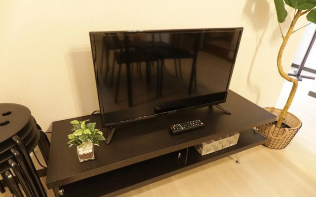 Kanade House part 1 (185-1)
