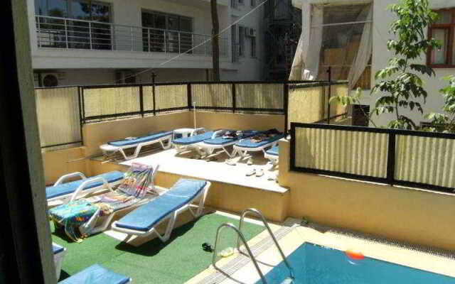 Senaydin Apartments