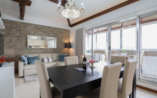 Trendy Flats - Instaworthy River View by Host Wise