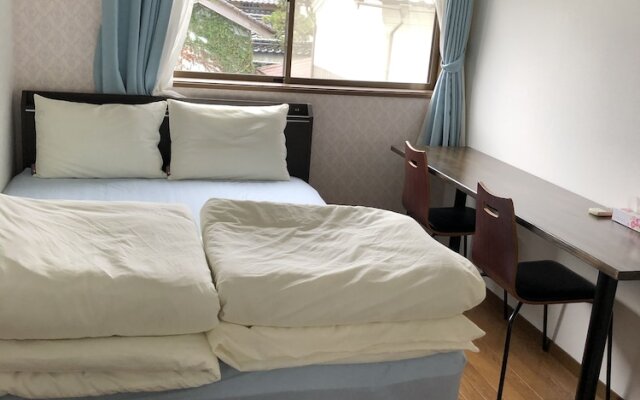 Fukunae House - Hostel
