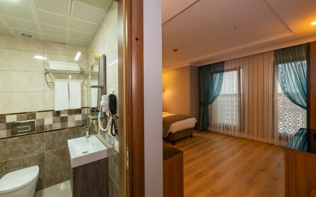 New Emin Hotel