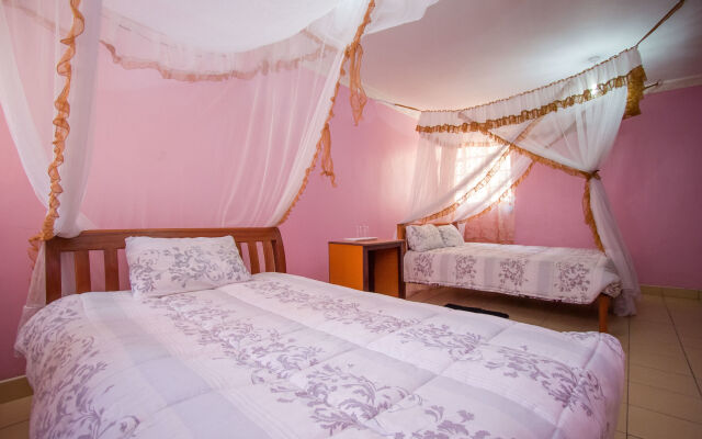 Winstonia Hotel