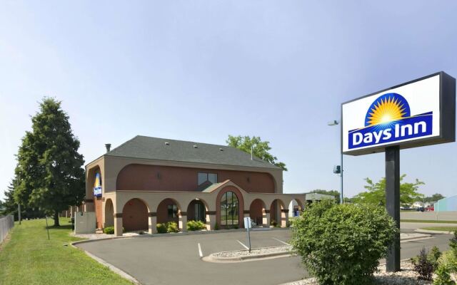 Days Inn By Wyndham Willmar