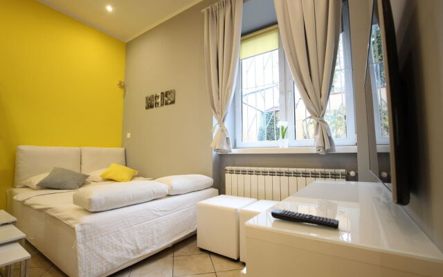 Rainbow Apartments 3