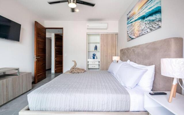 G302 MARLENE Incredible 2 BR condo at Gallery