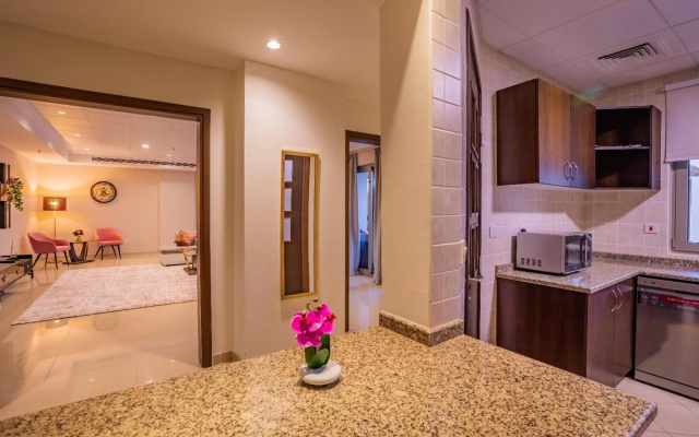Luxury Villa Private Pool Disinfection Parking