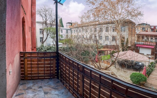 HB apartments Aghmashenebeli