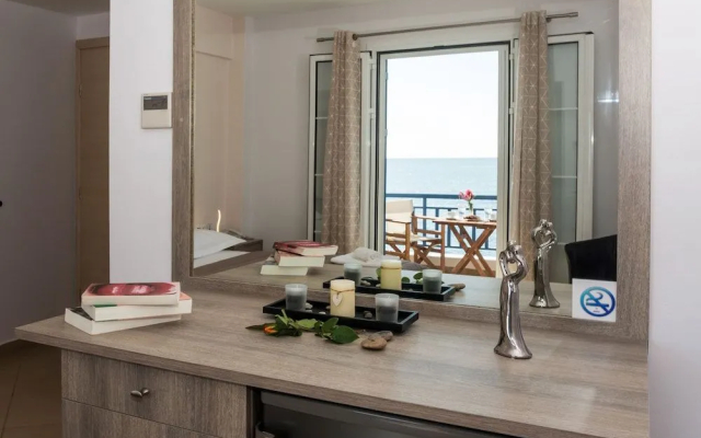 Maneas Beach Hotel