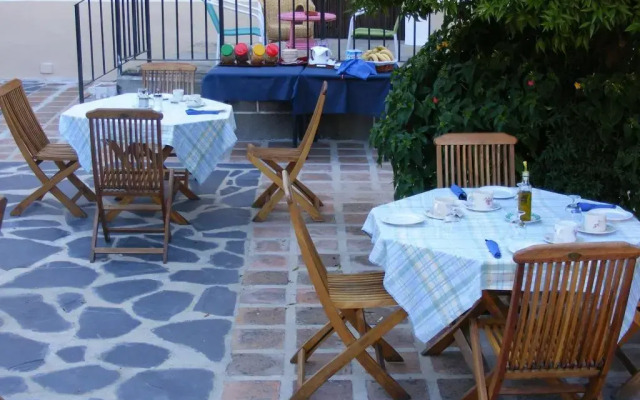 Hotel Rural La Casa de Pasarón