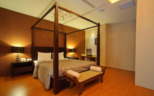 Zhen 13 Villa Motel
