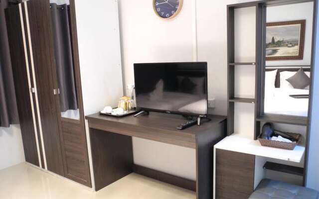 Bann Tawan Hostel Chiang Rai