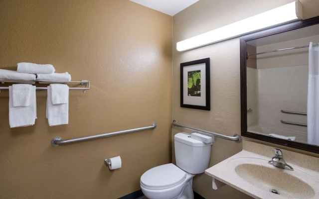 Mainstay Suites Knoxville - Cedar Bluff