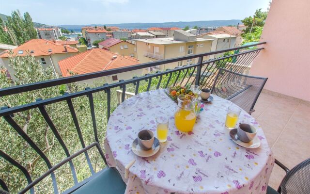 Apartments Zecic