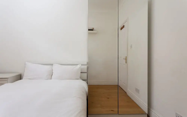 Flat Near Liverpool Street With 2 Bedrooms
