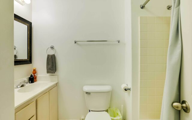 Spacious Hildale House w/ Large Deck!