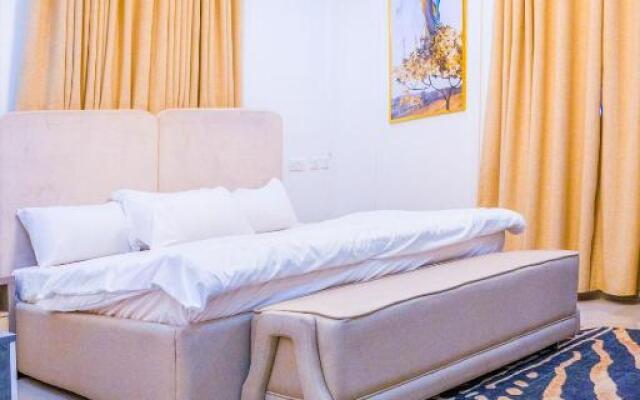 Plistbooking Xive 3 bedroom Luxury Abuja Apartment