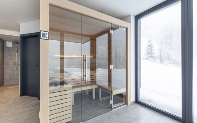 Premium Apartment With Balcony