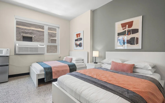 Olimpo Court by Otium