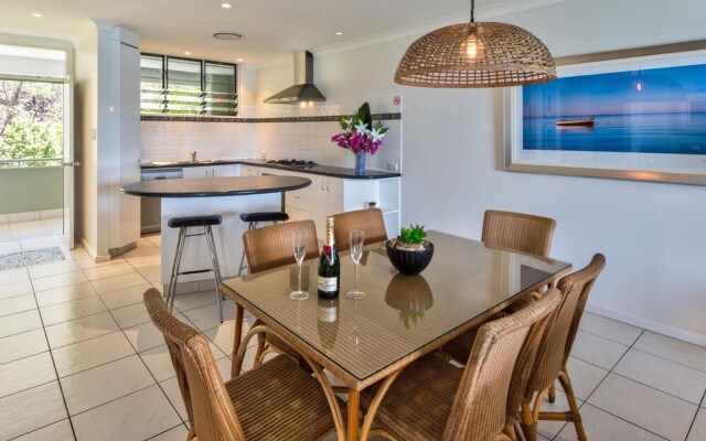 Lagoon 202 on Hamilton Island