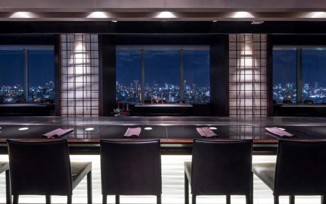 ART HOTEL Osaka Bay Tower