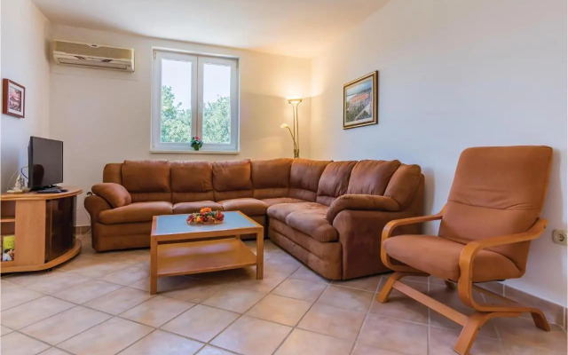 Apartment Brajdine 75,App. VI