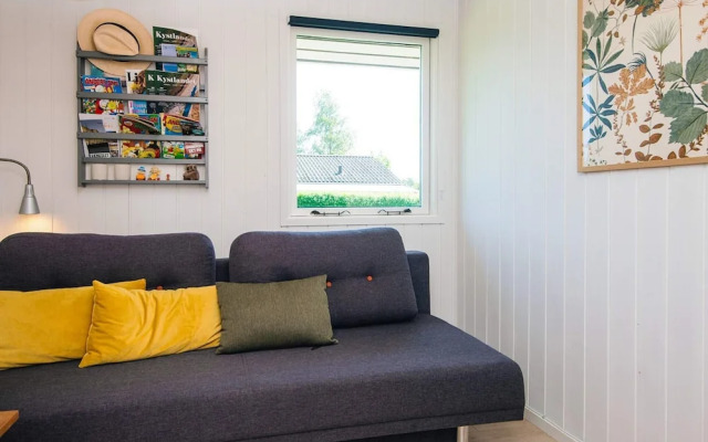 6 Person Holiday Home in Juelsminde