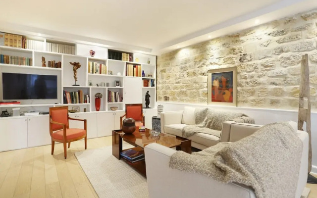 Superb Terrace Apart Champs Elysees Eiffel Tower