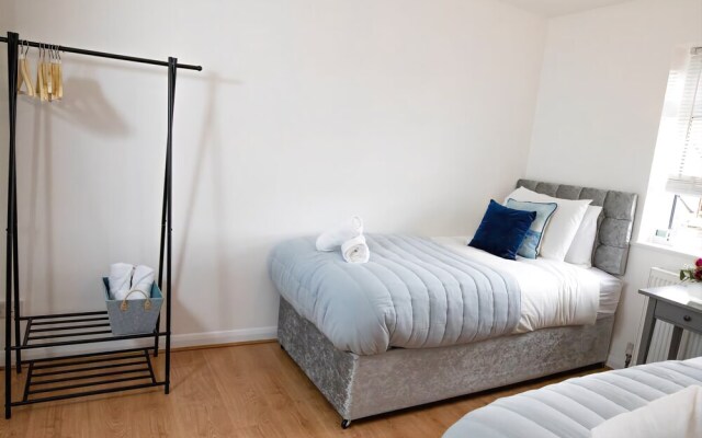 House In Bicester
