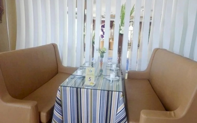 Yantai Yuehai Hotel