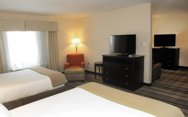 Holiday Inn Express & Suites Cambridge by IHG