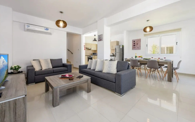 Nissini Villa 8 in Ayia Napa