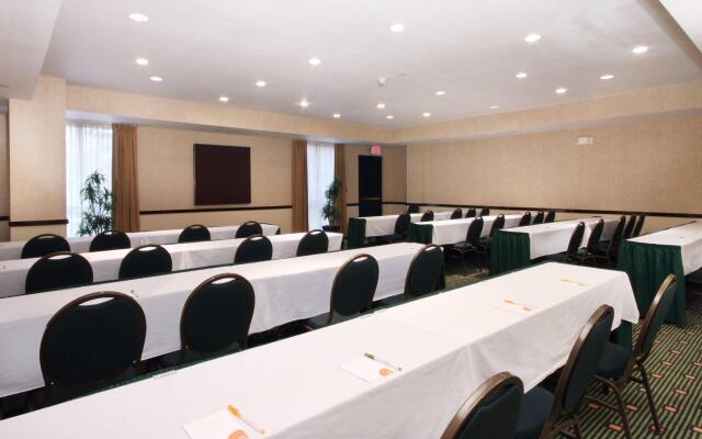 Courtyard By Marriott Las Vegas Stadium Area