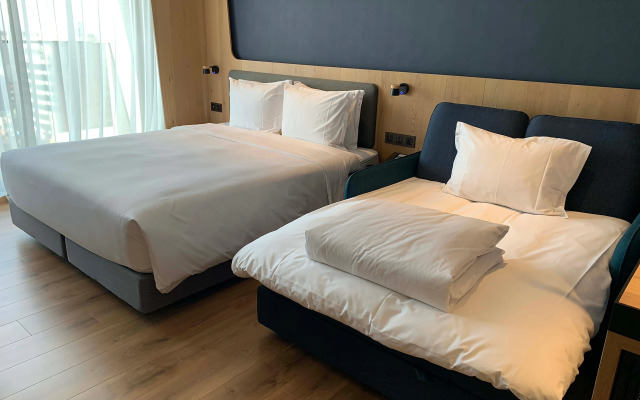 Holiday Inn Express Chiayi, an IHG Hotel