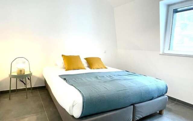 Penthouse 3 Bedrooms- Garden in Center