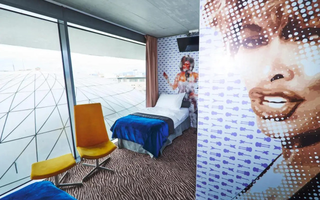 Sono Hotel