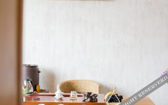 Yuehu Boutique Hotel