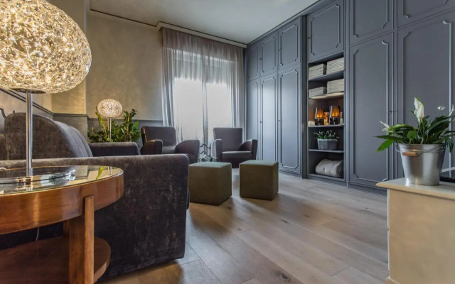 Spazio Duomo1 by Welc(H)ome