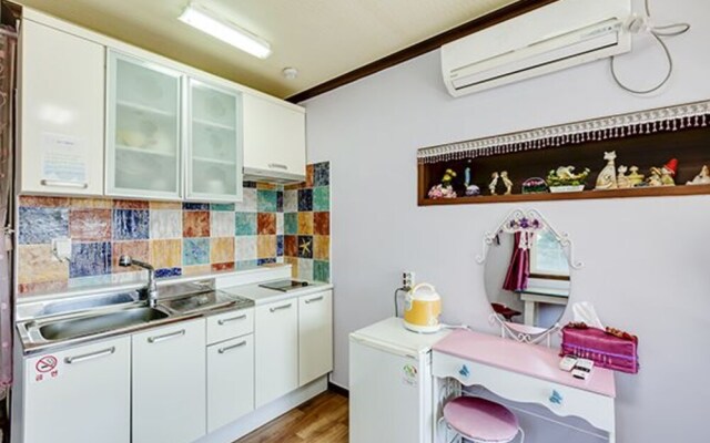 Gangneung Hummingblue Pension