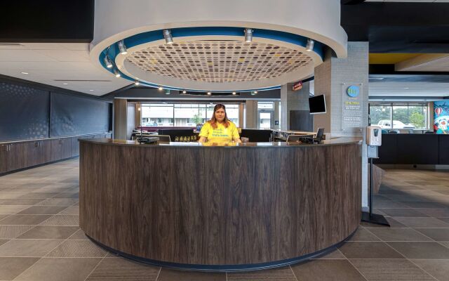 Tru by Hilton Grantville, PA