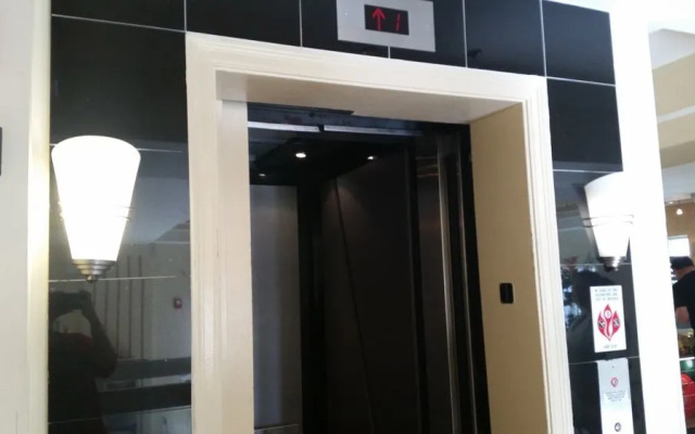 Ocean Spray Hotel By Rabbu