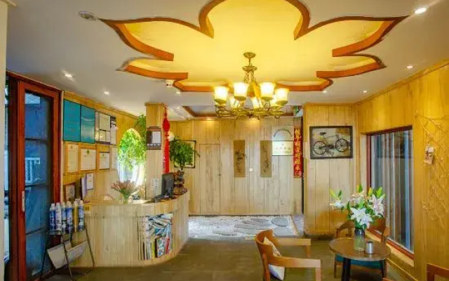 Qinshi Mingyue Xiangting Inn