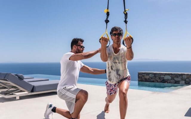 Luxury Villa With Pool And Sea View..!